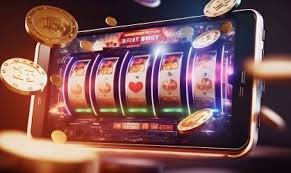 Kasino777 Myanmar ကစားသမားများ Mobile Slots App ဖြင့် ကစားနေသောမြင်ကွင်း